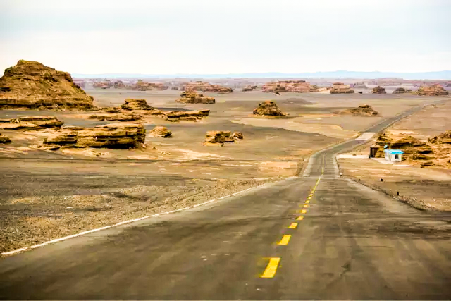 旅游黄金周的积极影响_中国国庆假期外媒报道_中国旅游市场复苏