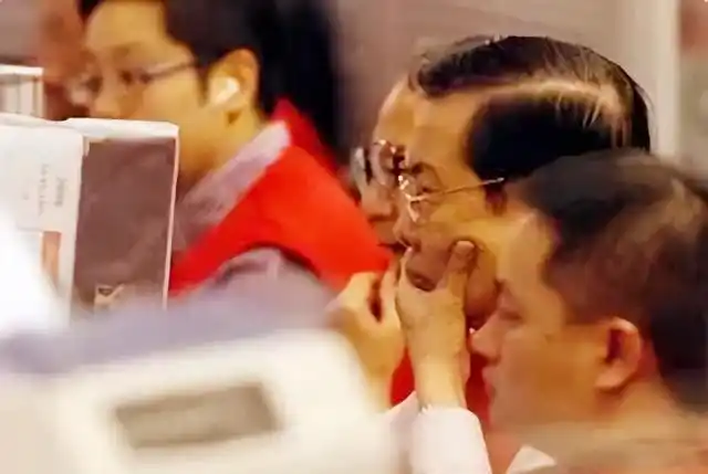 亚洲金融风暴香港财富蒸发_香港金融保卫战历史背景_索罗斯香港金融大战