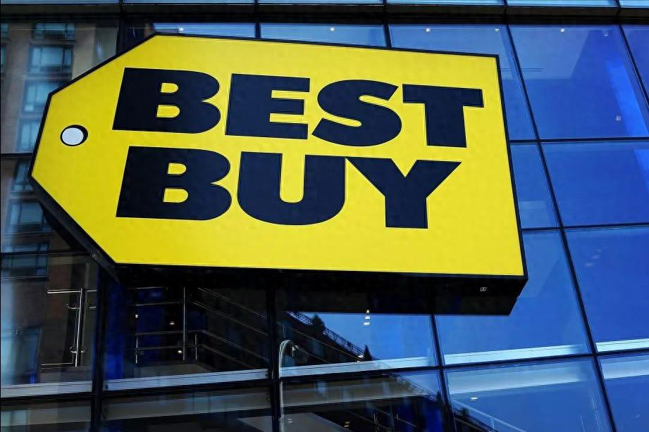 百思买前CEO休伯特8年扭亏为盈，他是如何做到的？