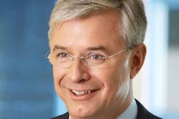 休伯特乔利如何带领百思买扭亏为盈_百思买前CEO休伯特乔利转型案例_百思买退出中国分析