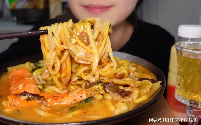 没有本钱怎么样创业当老板_适合穷人开的店推荐_低成本创业餐饮项目